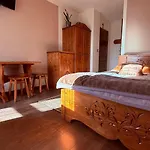 Muzyczny Dworek Homestay szállás Répásfalu