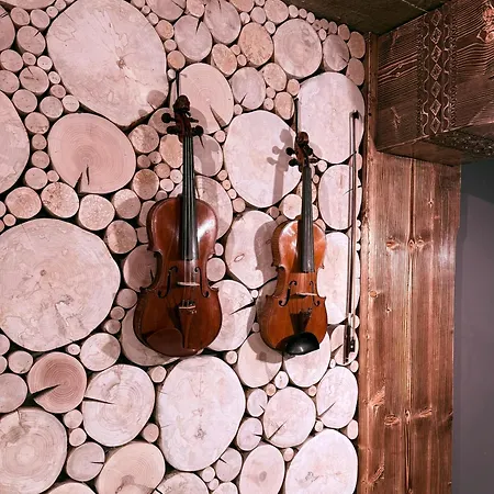 ホームステイ Muzyczny Dworek