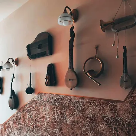 ホームステイ Muzyczny Dworek