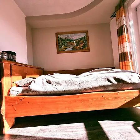 Muzyczny Dworek منزل للإقامة *