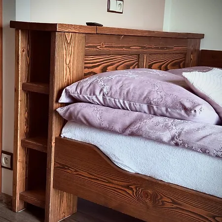 Muzyczny Dworek Homestay szállás